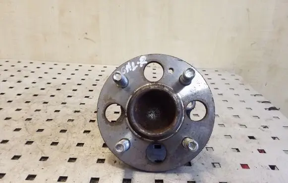 KIA Rio Rear wheel hub
