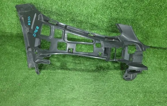 Mercedes-Benz C W205 Front bumper mounting bracket A2058853265