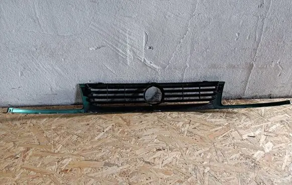 Volkswagen Caddy Front grill 6K5853654D