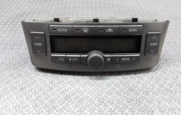 Toyota Avensis T250 Climate control unit 5590205050F