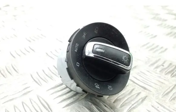 Skoda Superb B6 (3T) Light switch 3T0941431B