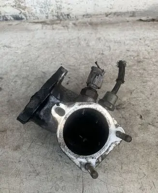 Toyota Avensis T250 Intake manifold