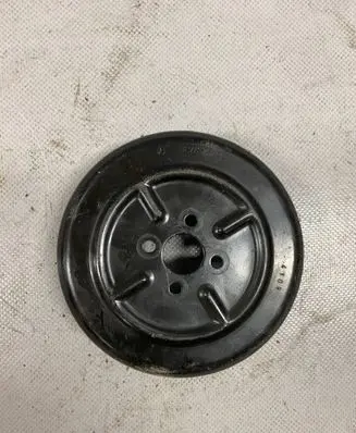 Mercedes-Benz C W204 Water pump pulley A2712020110