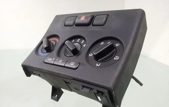 Opel Zafira A Climate control unit 93101 476722 024420732