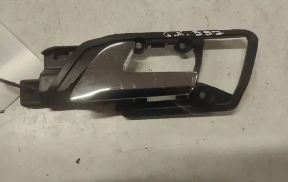 Volkswagen Polo IV 9N3 Rear door interior handle 6Q0839173