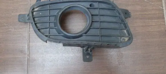 Mercedes-Benz A W169 Front fog light trim/grill A1698850622