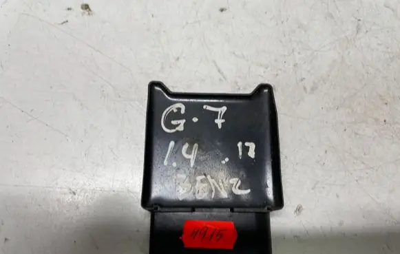 Volkswagen Golf VII Other control units/modules 5Q0906093A