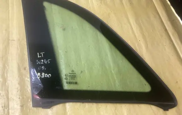 Mercedes-Benz B W245 Rear side window A1696700912