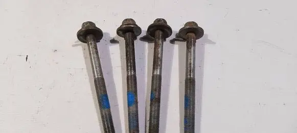 Ford Explorer V Nuts/bolts srubsane