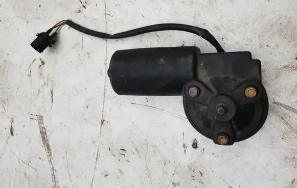 BMW 5 E34 Wiper motor 1384758 1413C0V