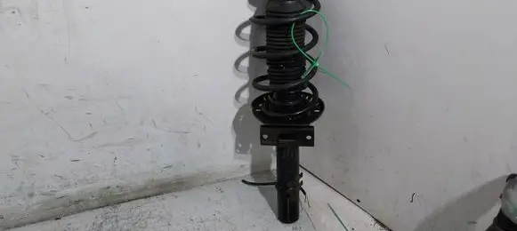 Seat Ibiza IV (6J,6P) Front shock absorber/damper 6R0413031C