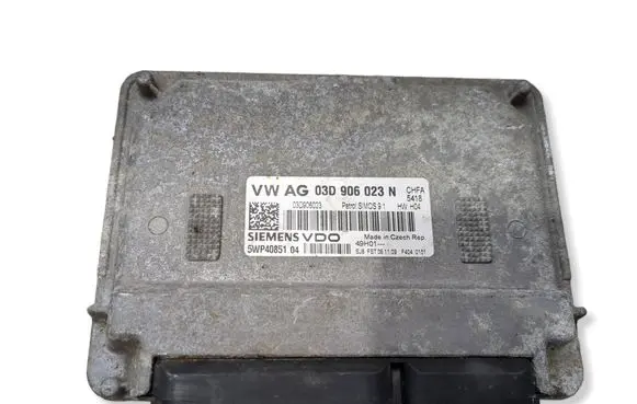 Skoda Fabia Mk2 (5J) Engine control unit/module 03D906023N 03D906023 5WP4085104
