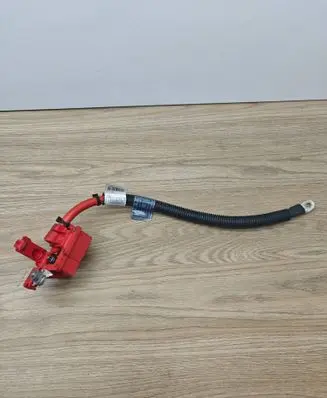 Positive cable (battery)