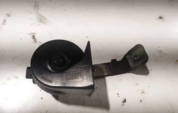 BMW X1 E84 Horn signal E30055306