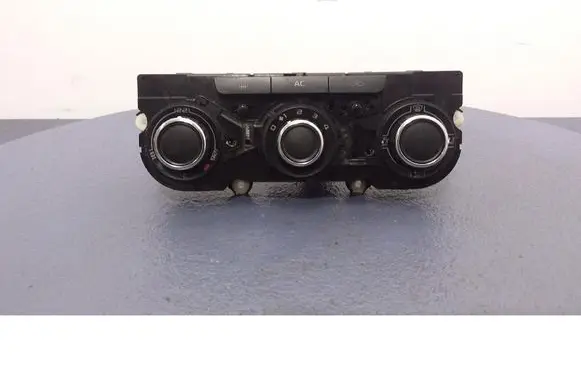 Skoda Octavia Mk2 (1Z) Climate control unit WHSSW0303