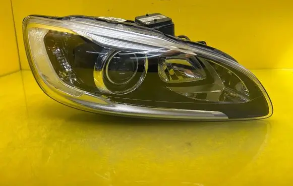 Volvo S60 Headlight/headlamp 31420262
