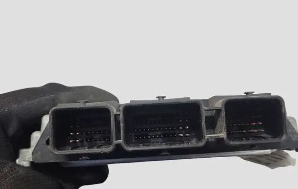 Peugeot 206 Engine control unit/module 0281012528 9659341880 9657699480
