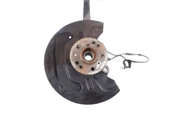 Mercedes-Benz ML W164 Front wheel hub A1643302320