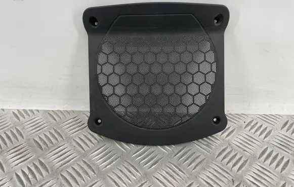 BMW 3 G20 G21 Dash center speaker trim cover 2622658 43040751462