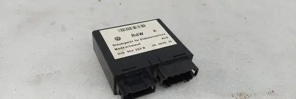 Volkswagen Golf III Other relay 1H0953233B