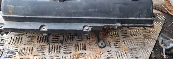 Nissan Note (E11) Air filter box