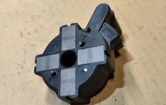 Chrysler Sebring (FJ - JX) Spark distributor H3T023
