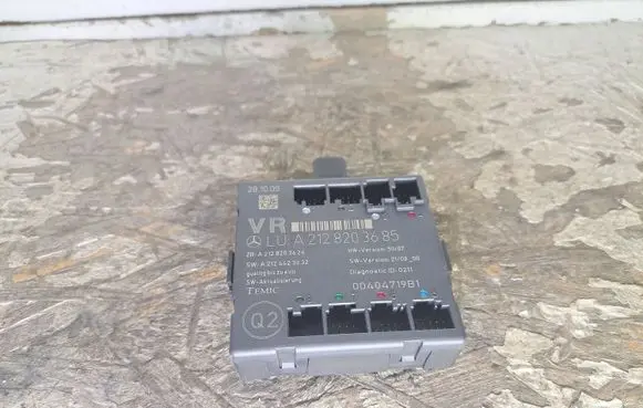 Mercedes-Benz C W204 Door control unit/module A2128203685 A2128203626 A2124223032
