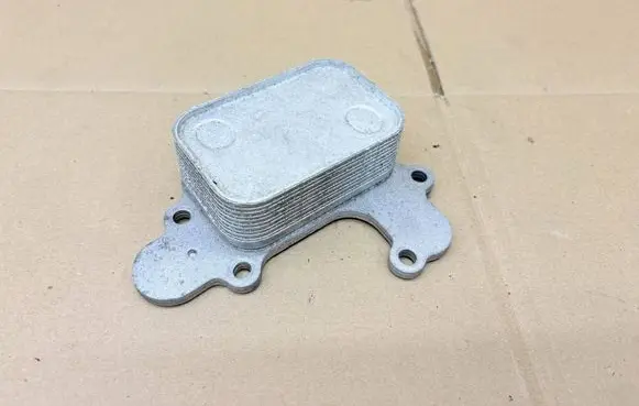 Citroen C3 Aircross Engine oil radiator 9815697880 8148926 82385528