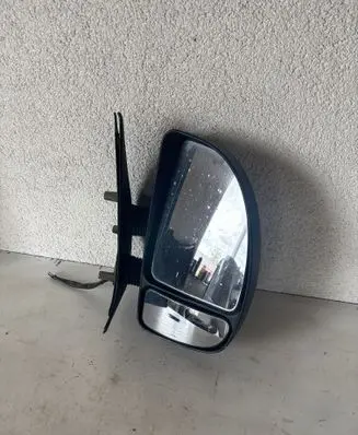 Front door electric wing mirror