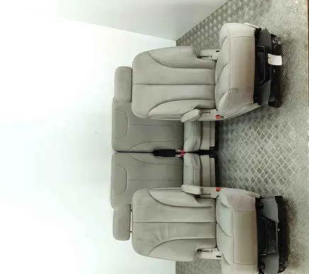 Chrysler Pacifica Rear seat 1BC211L2AA 1BC361L2AA