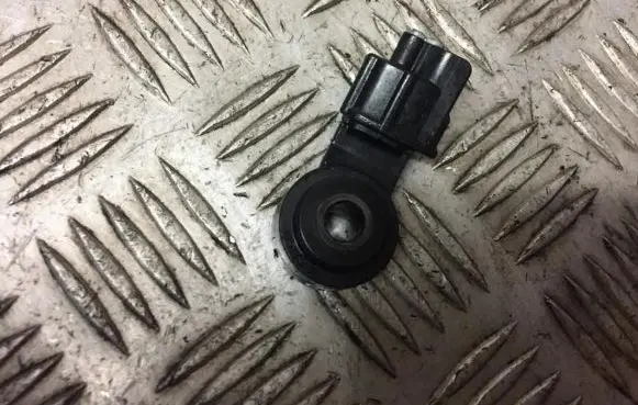 Toyota RAV 4 (XA20) Detonation knock sensor 8961520090 89615-20090