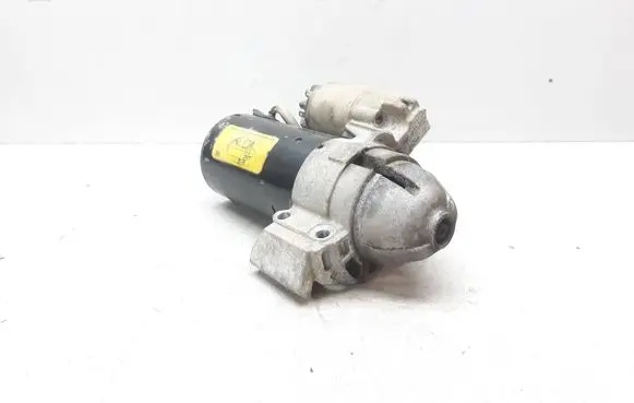 BMW 1 E81 E87 Starter motor 7823700 12417823700 0001139016