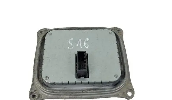 Alfa Romeo Giulia Headlight ballast module Xenon 147000026601