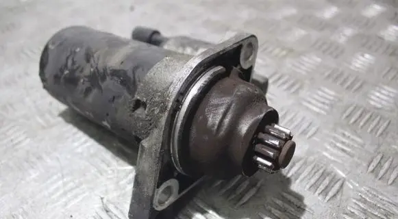 Skoda Rapid (NH) Starter motor 0001123028