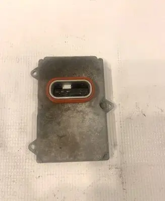 Mercedes-Benz E W211 Headlight ballast module Xenon A0028202426 5DF00827900