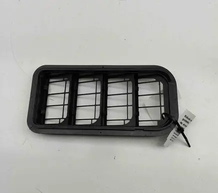 Volkswagen T-Cross Quarter panel pressure vent 7N0819465F