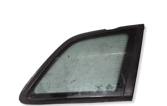 Audi A3 S3 8P Rear side window 