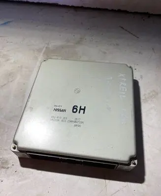 Nissan X-Trail T30 Engine control unit/module A56R19U59