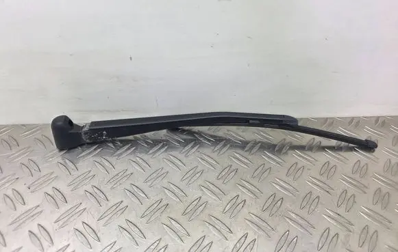 BMW 1 E81 E87 Rear wiper blade arm 7061854