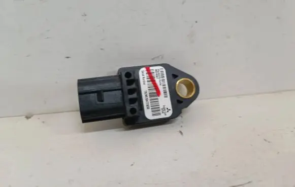 Citroen C-Crosser Airbag deployment crash/impact sensor 8651A001 TBZME3047Z5830