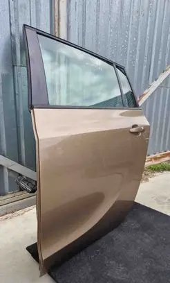 Opel Zafira C Rear door 