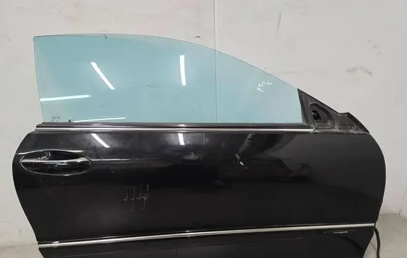 Mercedes-Benz CLK A208 C208 Door (2 Door Coupe) 