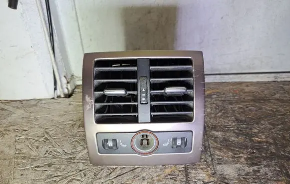 Audi A6 S6 C5 4B Dash center air vent grill 4B0819203 4B0815743