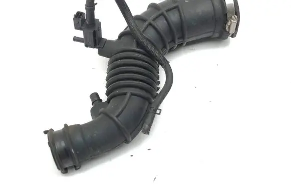 Renault Megane IV Air intake hose/pipe 165767706R