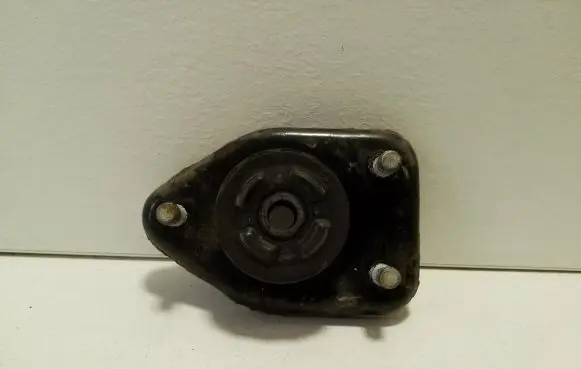 BMW X3 E83 Front shock absorber mounting bracket 