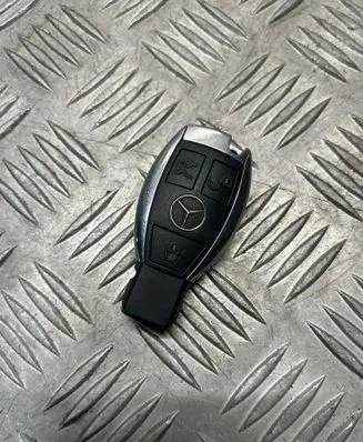 Mercedes-Benz E W212 Ignition key/card 