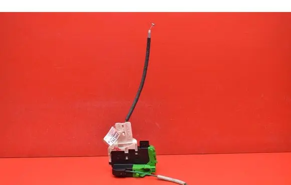 Hyundai i40 Front door lock