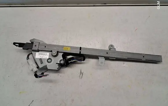 Mercedes-Benz CLK A209 C209 Seat belt adjustment motor 2038600282