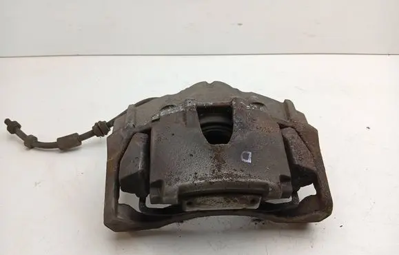 Volvo V60 Front brake caliper 946