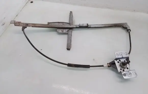 Volkswagen Transporter - Caravelle T4 Front door manual window regulator 